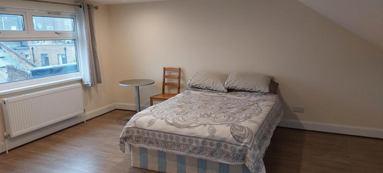 Family Friendly 3 Bedroom Flat Zone 2 - Children Stay Free! Лондон Экстерьер фото