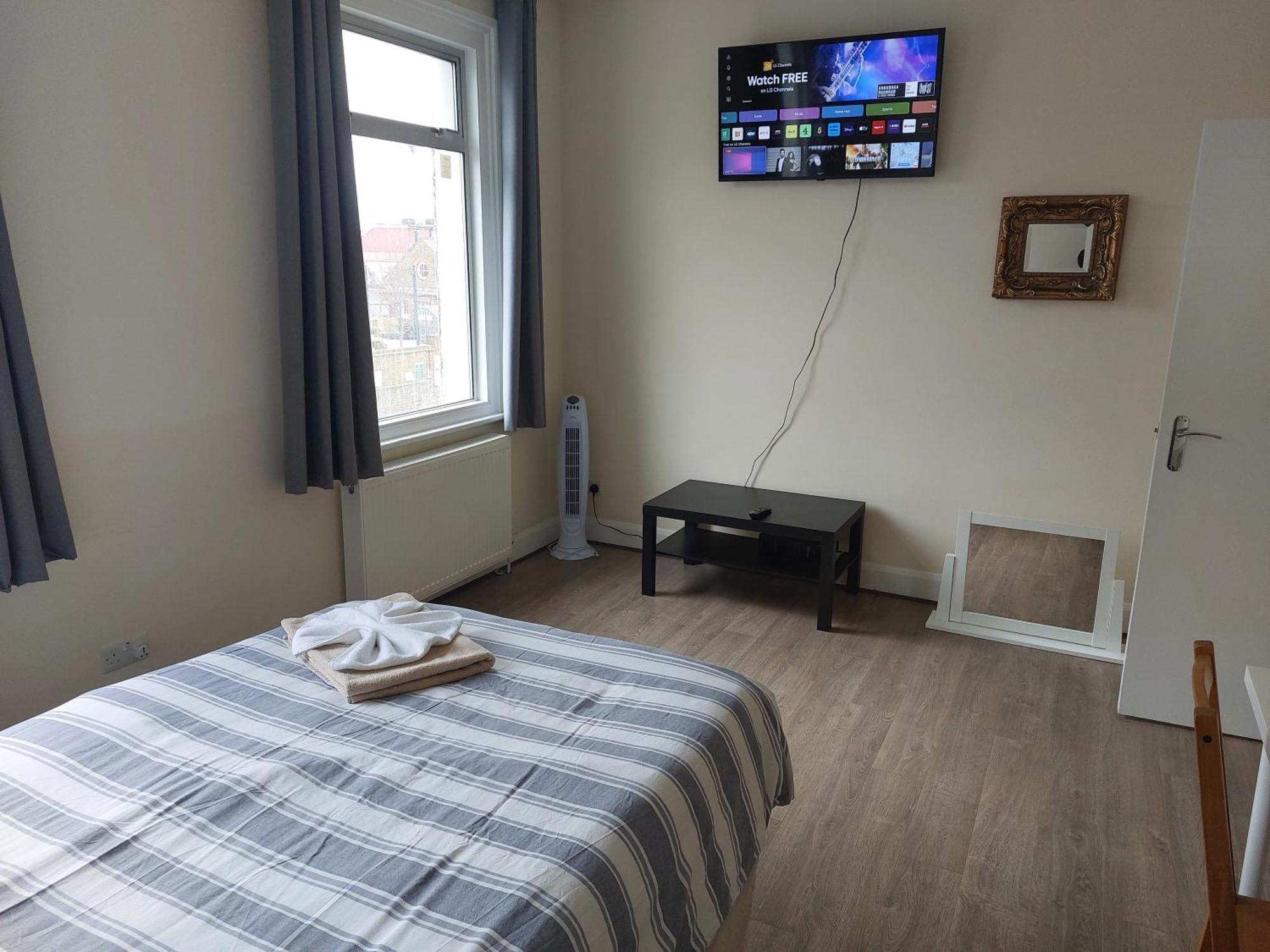 Family Friendly 3 Bedroom Flat Zone 2 - Children Stay Free! Лондон Экстерьер фото